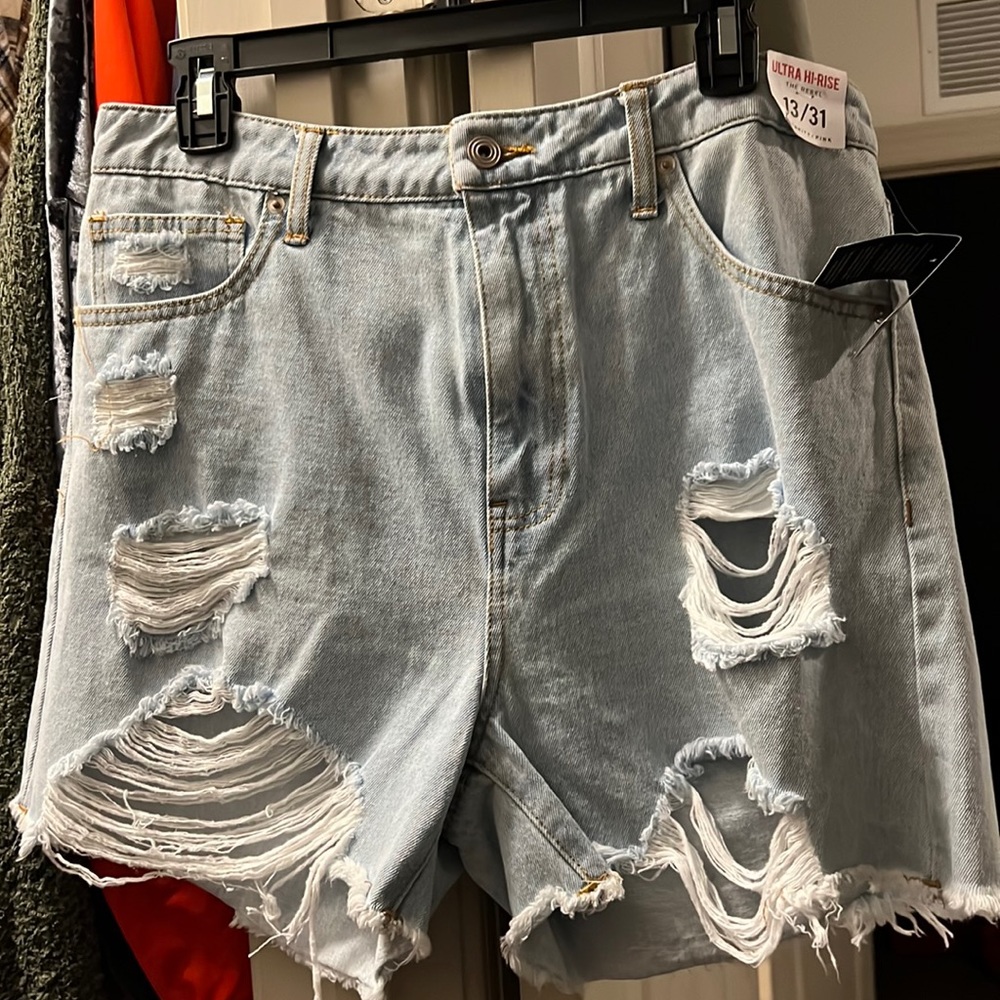 Stone washed denim shorts size (13)